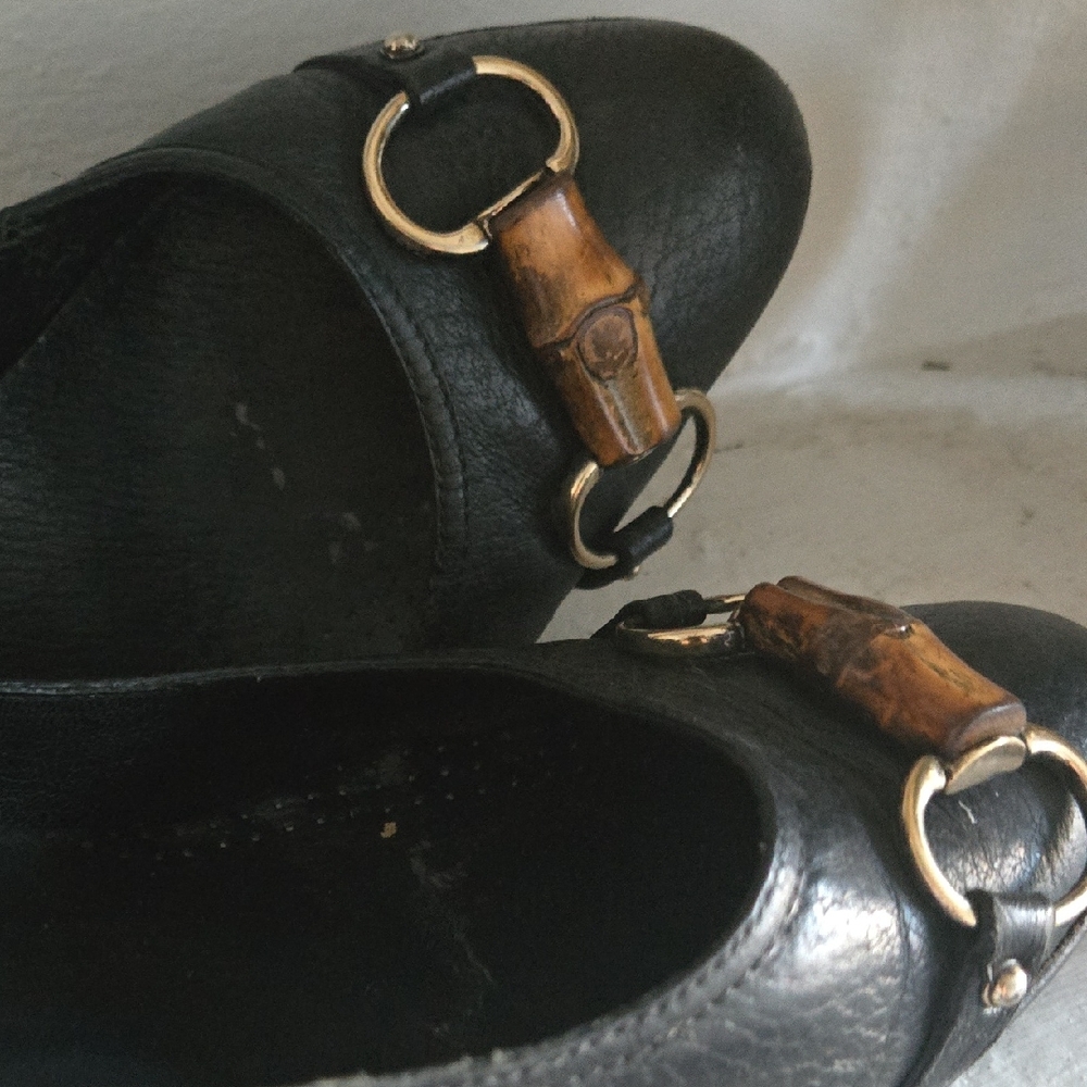 Gucci Black Leather Flats with Bamboo Detail